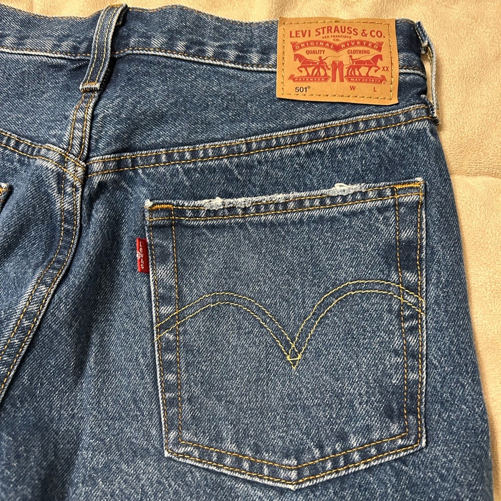 Levi's 501 Original Straight Leg Button Fly Jeans Size W29 L32 - Picture 10 of 13